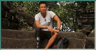 Albert Lin dans Nan Madol